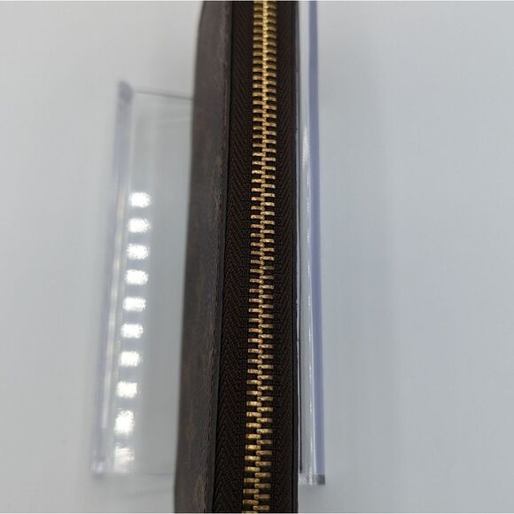 Louis Vuitton Clemence Wallet - Picture 4 of 16